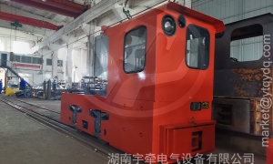 為什么要給蓄電池湘潭電機車(chē)加水？